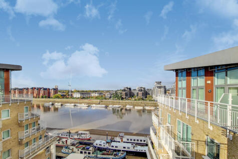 Oyster Wharf, Battersea, London, SW11