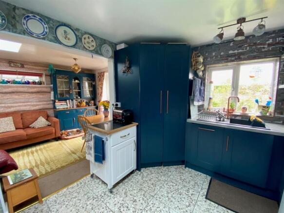 Kitchen.jpg