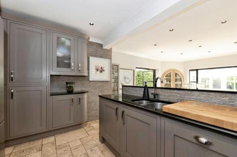Forest Lane, East Horsley, Leatherhead, Surrey, KT24
