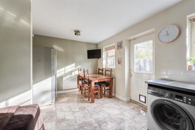 6GreatStubbing(Interior)(7of38).jpg