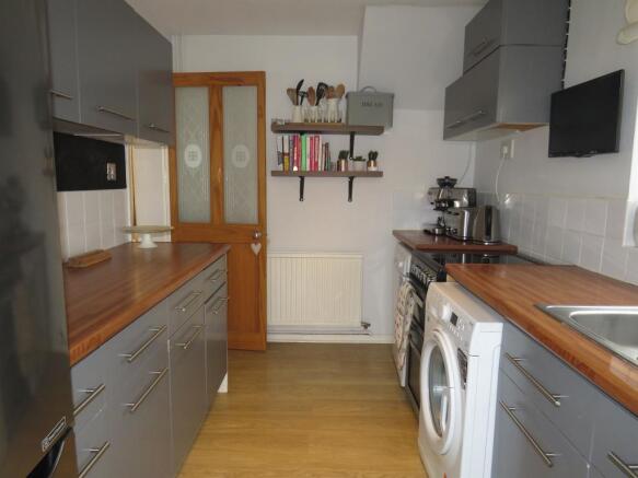 Photo 3