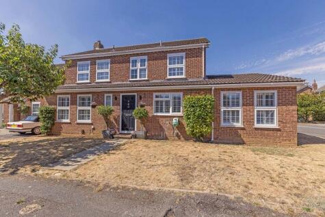 Hemsdale, Cranbrook Drive, Maidenhead, Berkshire