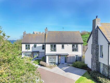 Whinstone House, Parkburn Court, Craster, Alnwick, Northumberland