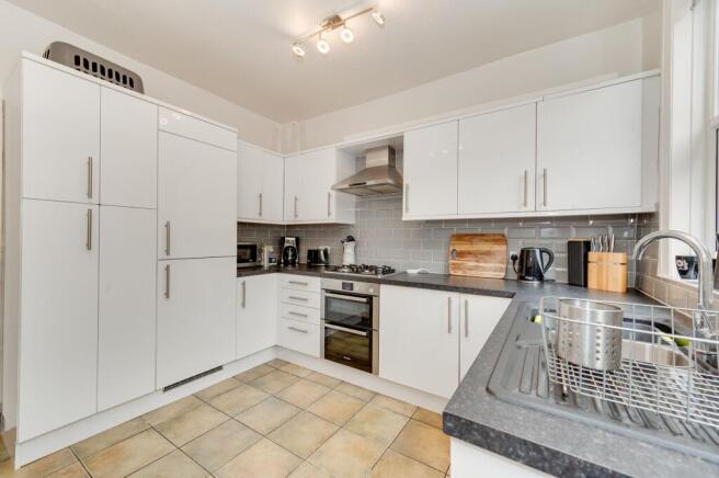 3 bed Semi-Detached for sale Image 5