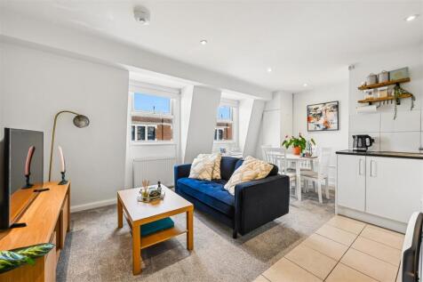 Abbey Parade, Colliers Wood