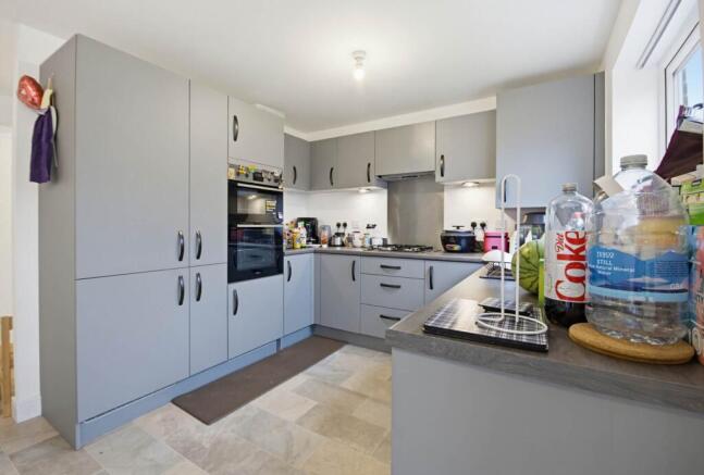 4 bed Semi-Detached for sale Image 10