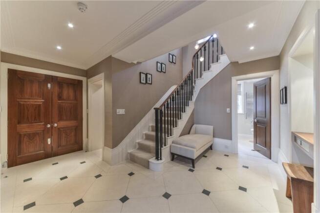 Hallway W8