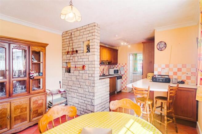 Kitchen/Dining