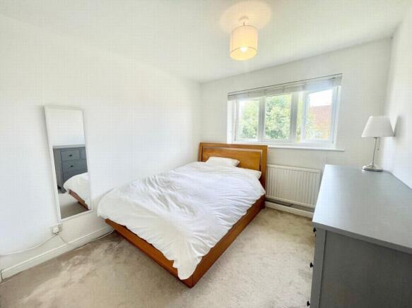 Wellington Road, North Weald, CM16 photo 4
