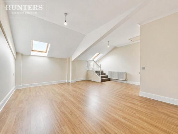 3 bed Town House for sale Image 12