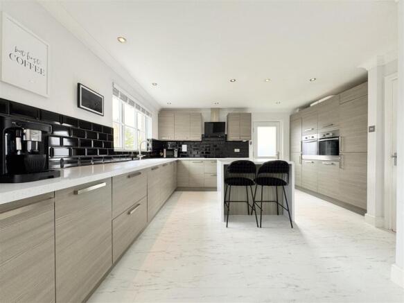 Kitchen Diner