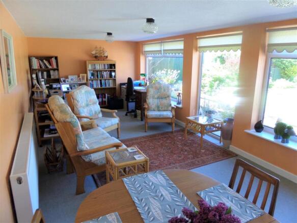 EXTENDED FAMILY ROOM