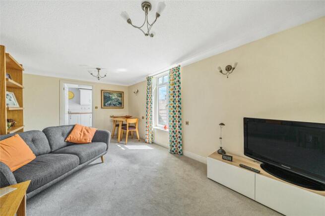 Sitting/Dining Room