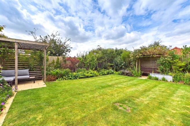 6 Tweengates - Garden