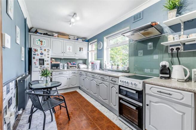 2 bed Semi-Detached for sale Image 4