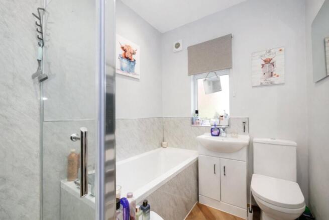 2 bed Bungalow for sale Image 7