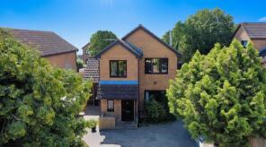 21, Sibley Park Road, Reading RG6 5UB