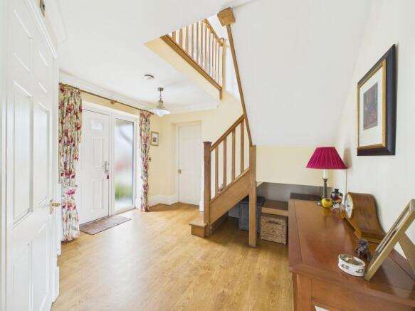 4 bed Detached for sale Image 6