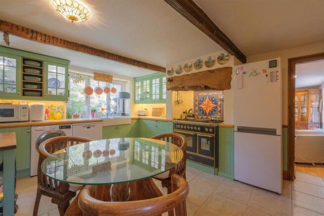 2 bed Detached for sale Image 9