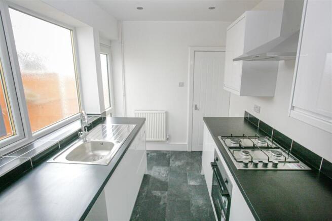 NEW FITTED KITCHEN