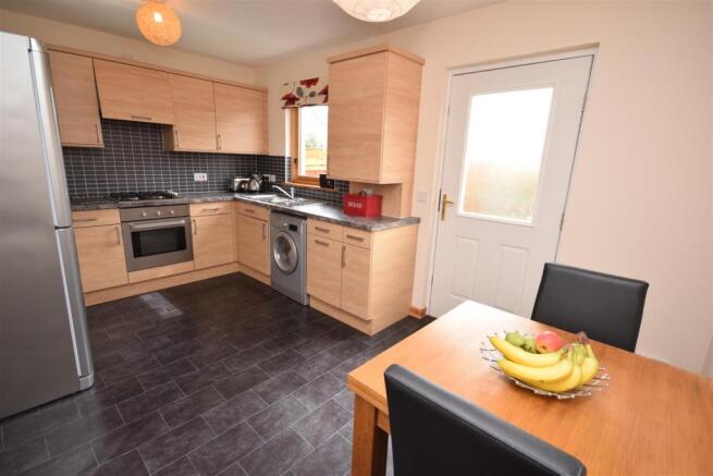 Kitchen 1.JPG