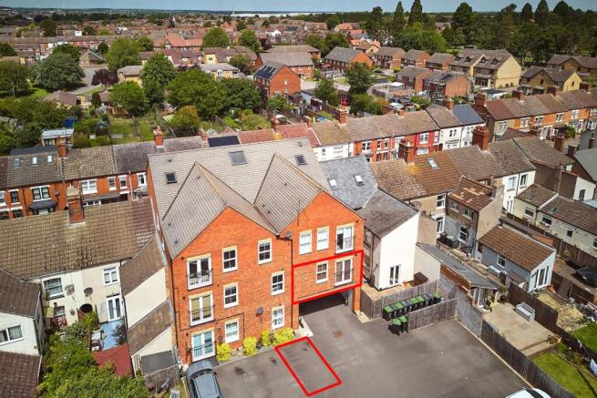 5 Harborough Place, Rushden NN 10 0NA-14 2.jpg