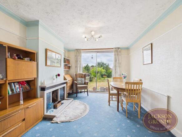 Mayfield Road, Northampton, NN3 2RE photo 4