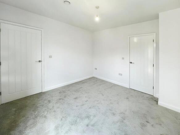 1 bed Apartment to rent Image 6