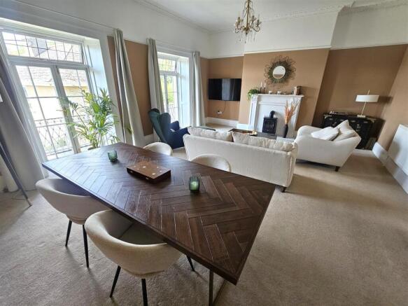 Living Room.jpg