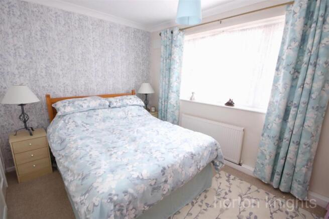 BEDROOM 2