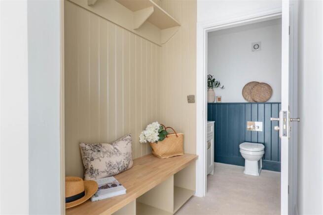 Boot Room/WC
