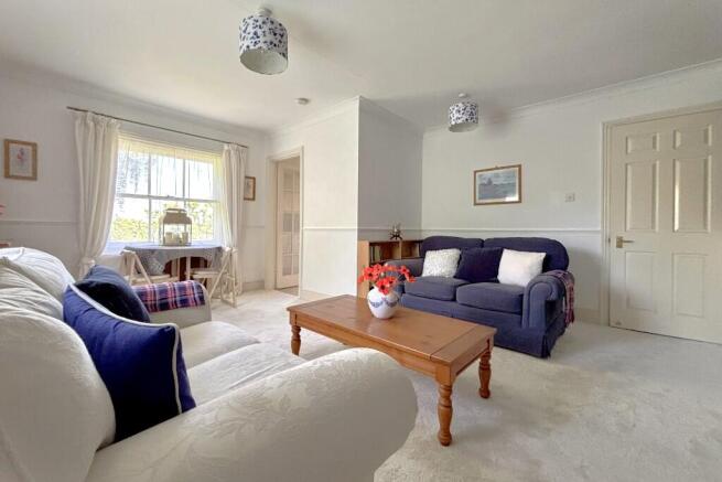 Sitting/Dining Room