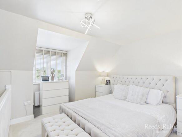 3 bed Semi-Detached for sale Image 11