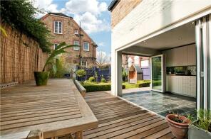 65, Woodstock Road, London W4 1ED