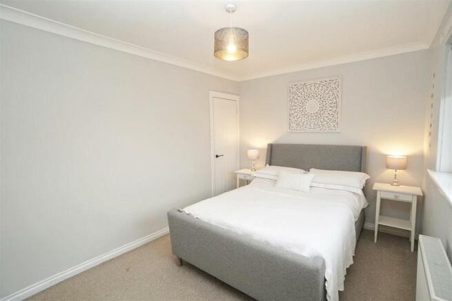 masterbedroom.jpg