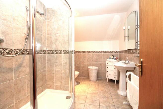 Principal Bedroom En Suite