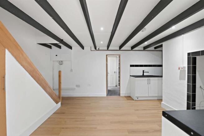 8687475-interior10-800.jpg