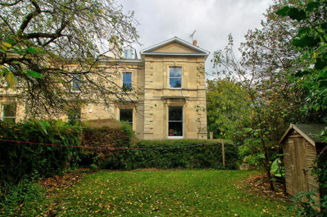 Cotham Park, Bristol, BS6