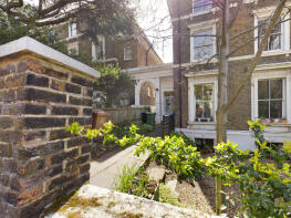 Flat 3, 83, Granville Park, London SE13 7DW