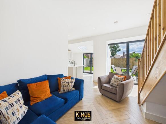 3 bed Semi-Detached Bungalow for sale Image 9
