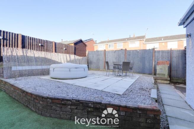 8 Bodnant Grove-12