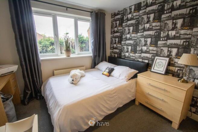 4 bed Detached for sale Image 10