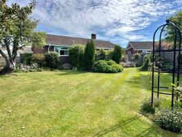 1, Shelley Way, Lymington SO41 0SN