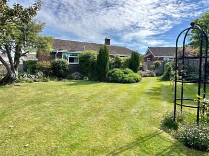 Shelley Way, Milford on Sea, Lymington, Hampshire, SO41