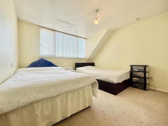 3 bed Detached for sale Image 12