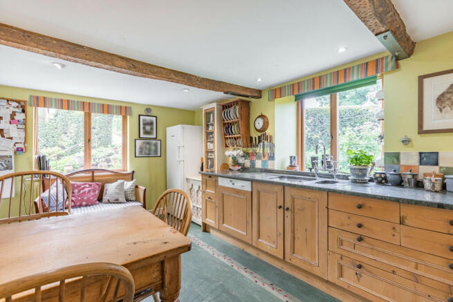 8504747-interior0...