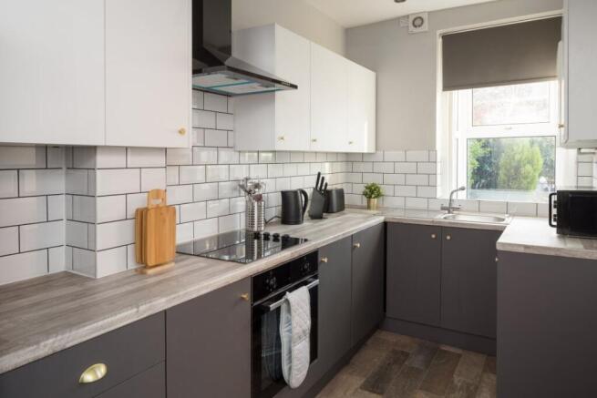 1 bed House Share to rent Image 5