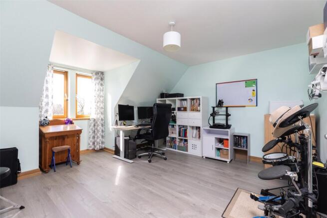 Bedroom 4/Office