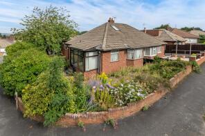 2, Grove Farm Croft, Cookridge, Leeds LS16 6DE