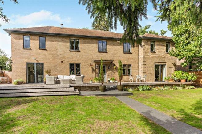 Swanshill House